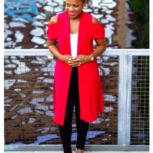 VENUS Red Vest Eye-Catching Knee-Length vest size Large - Picture 1 of 3